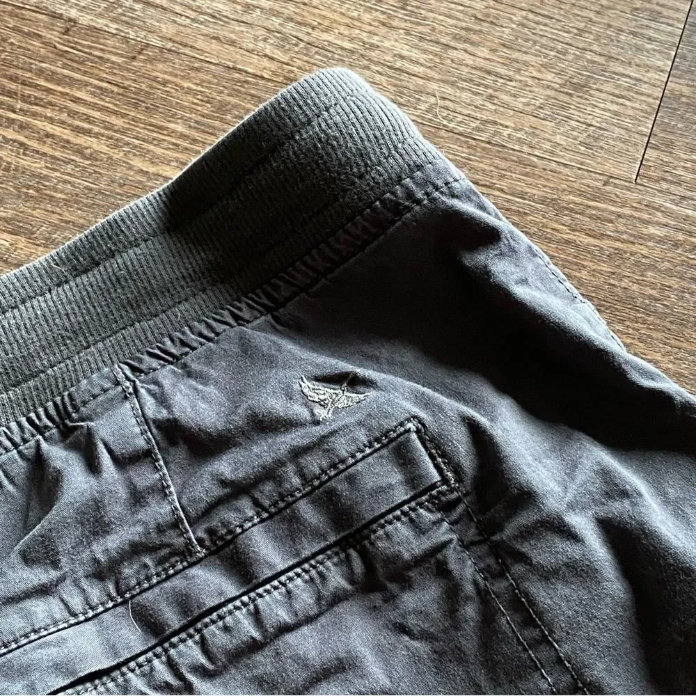 Eddie Bauer Shorts Pull On Grey 12 Cotton Athleisure